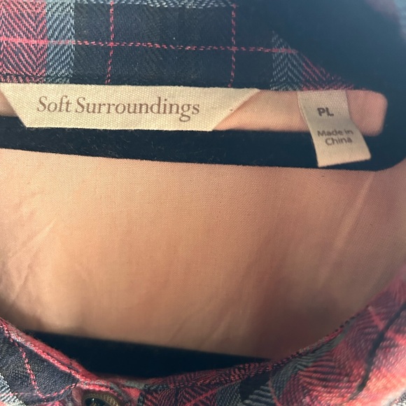 Flannel & Burn out velvet soft surroundings, top L petite longer in back - Picture 6 of 6